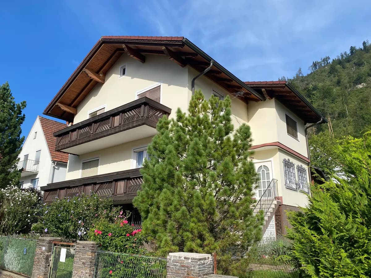 6-Zimmer-Haus kaufen in Leoben – 135 m², € 260.000 – Bild 1 von 13