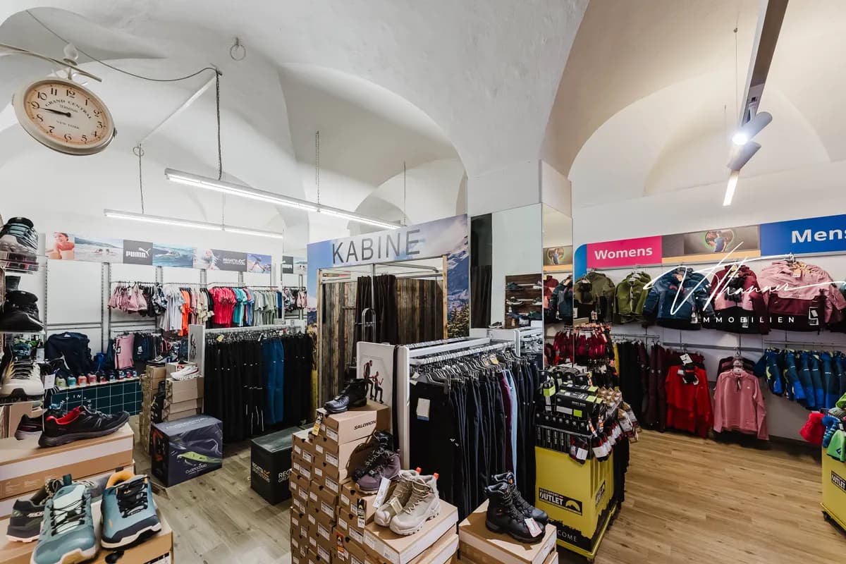 Gewerbeimmobilie kaufen in Gmunden – 847 m², € 2.100.000 – Bild 7 von 27
