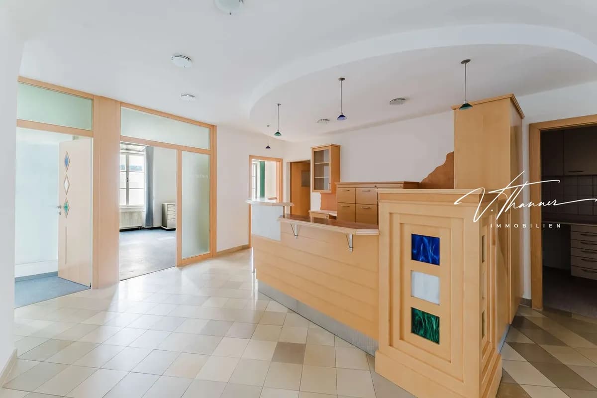 Gewerbeimmobilie kaufen in Gmunden – 847 m², € 2.100.000 – Bild 21 von 27