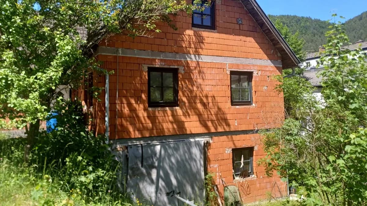 Immobilie kaufen in Wiener Neustadt Land – 100 m², € 127.000
