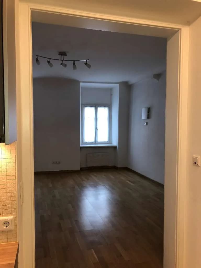 1-Zimmer-Gewerbeimmobilie mieten in Mödling – 30 m², € 470 – Bild 3 von 12