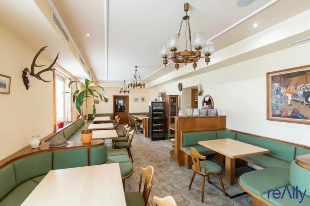 Gewerbeimmobilie kaufen in Eisenstadt - Umgebung – 1 100 m², € 899.000 – Bild 5 von 12