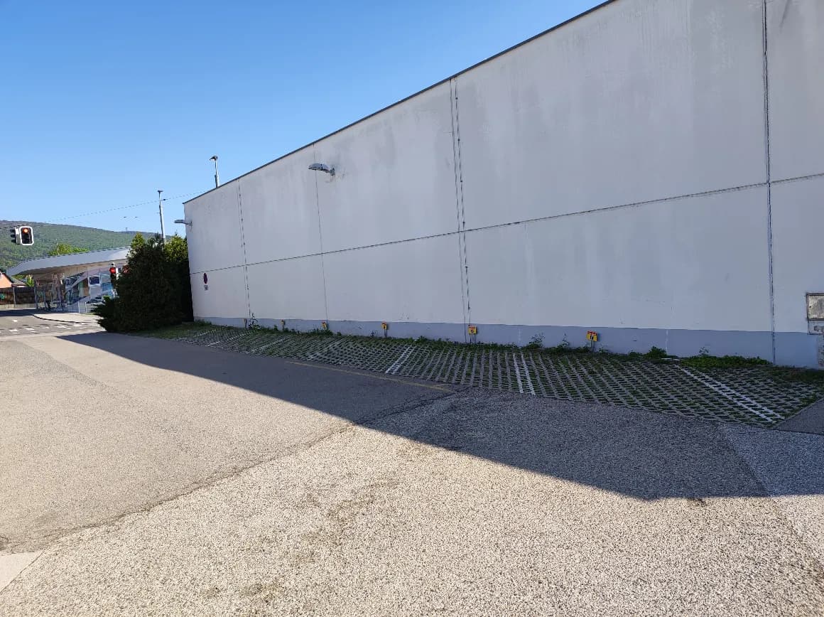 Gewerbeimmobilie mieten in Baden – 451 m², € 10.226 – Bild 9 von 10