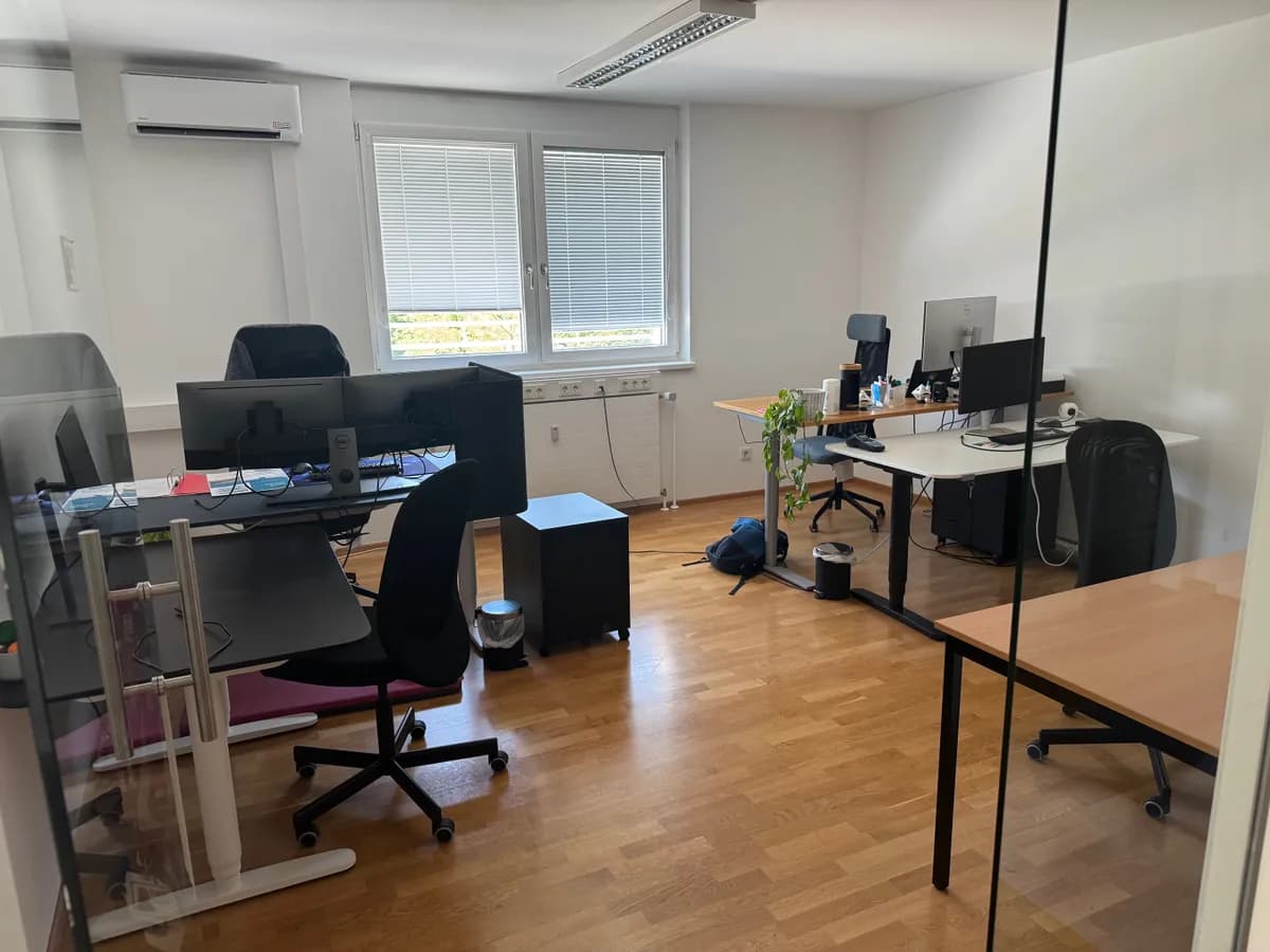 3-Zimmer-Gewerbeimmobilie mieten in Graz – 112 m², € 250 – Bild 2 von 8