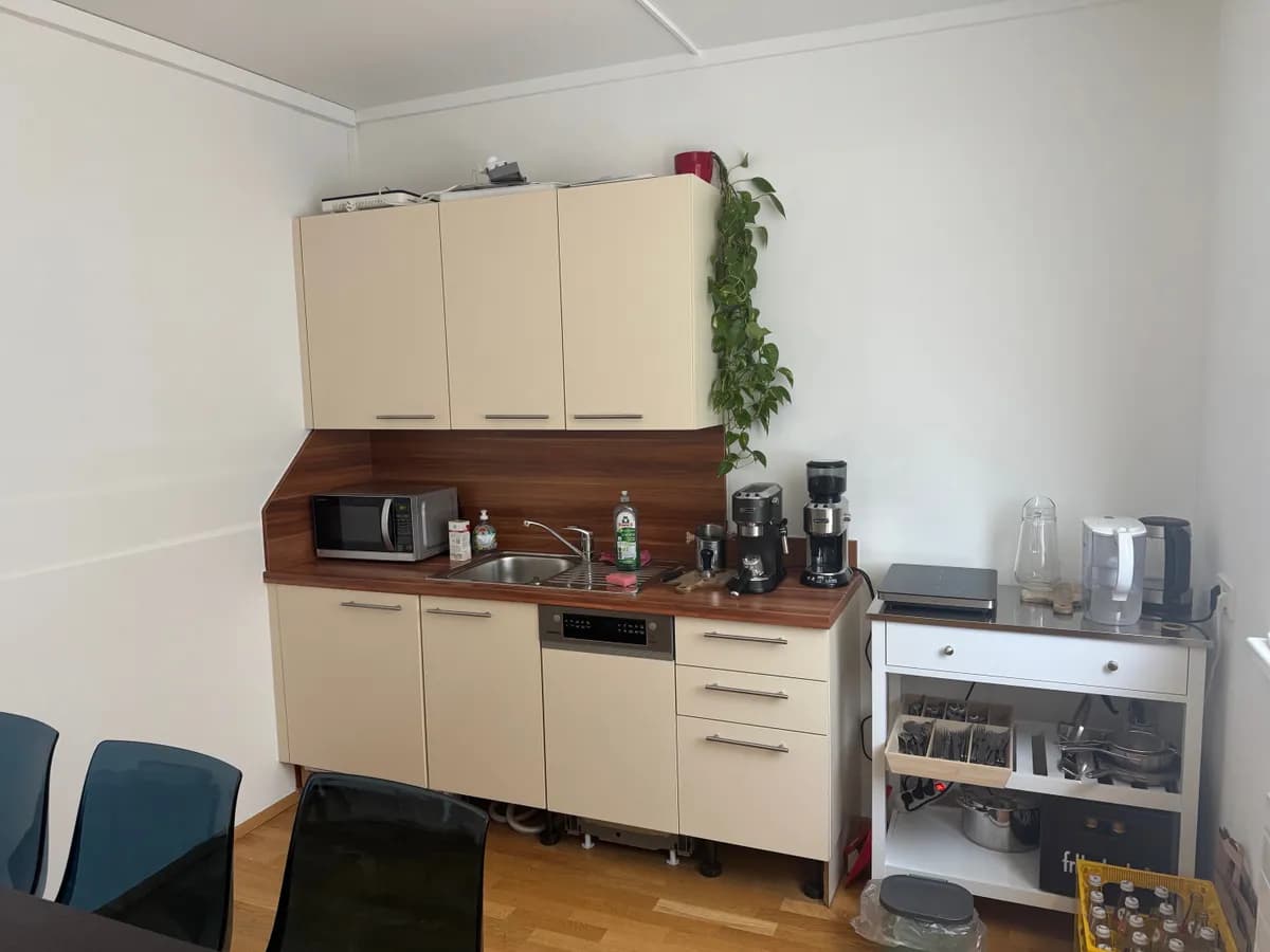 3-Zimmer-Gewerbeimmobilie mieten in Graz – 112 m², € 250 – Bild 8 von 8