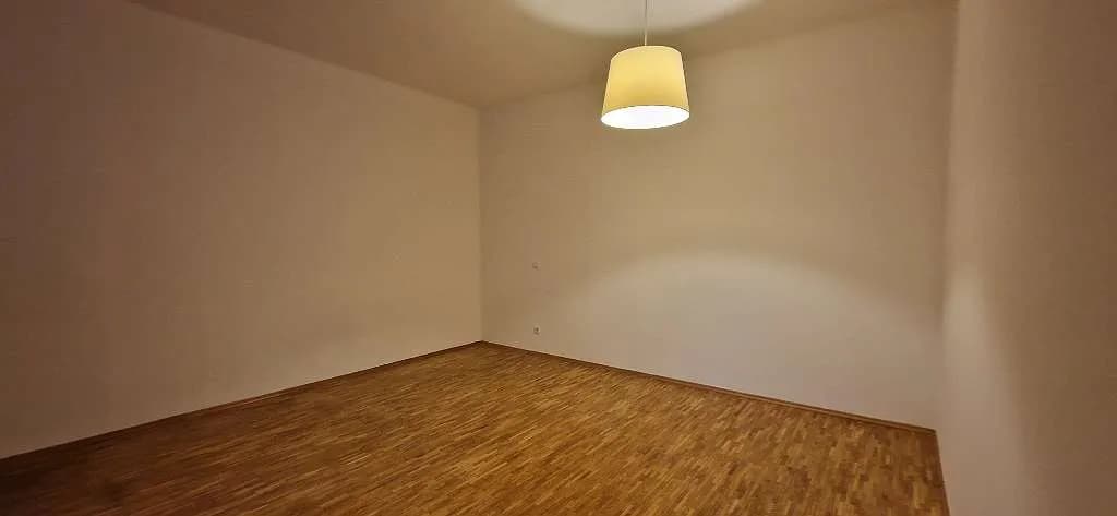 4-Zimmer-Wohnung mieten in Wien – 112 m², € 1.600 – Bild 3 von 13