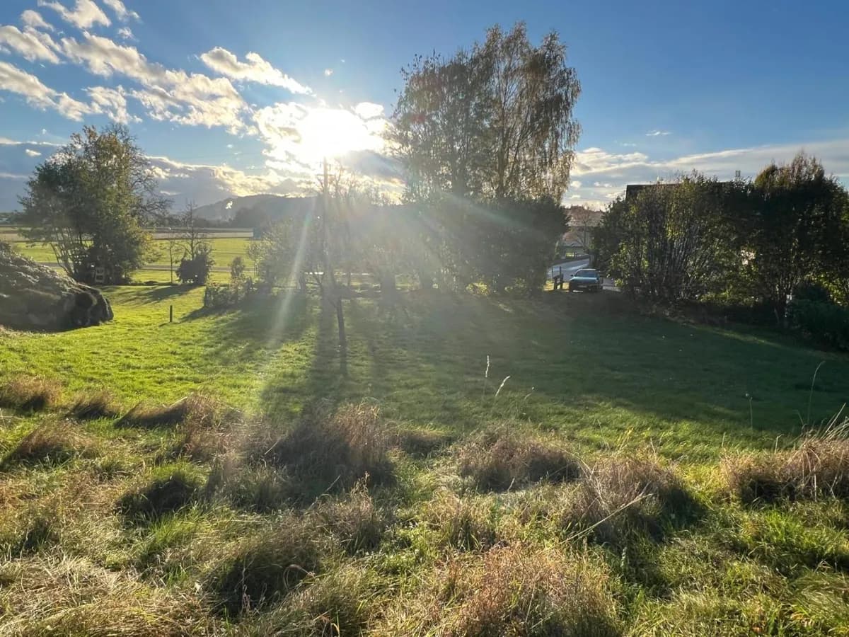 Grundstück kaufen in Gmunden – 1 503 m², € 225.000
