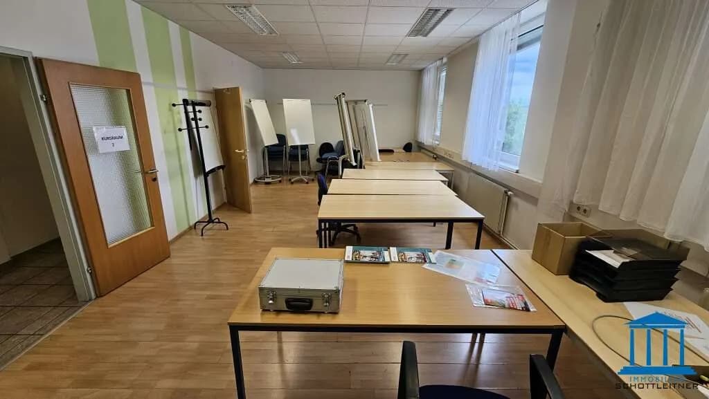 6-Zimmer-Gewerbeimmobilie mieten in Wiener Neustadt – 300 m², € 3.547 – Bild 5 von 26
