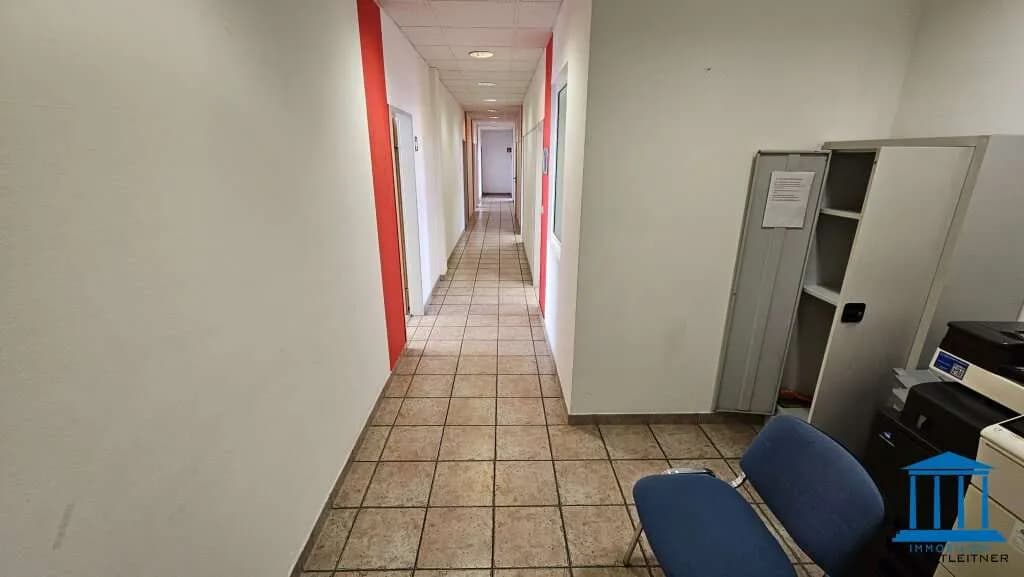 6-Zimmer-Gewerbeimmobilie mieten in Wiener Neustadt – 300 m², € 3.547 – Bild 13 von 26