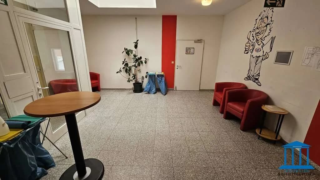 6-Zimmer-Gewerbeimmobilie mieten in Wiener Neustadt – 300 m², € 3.547 – Bild 19 von 26