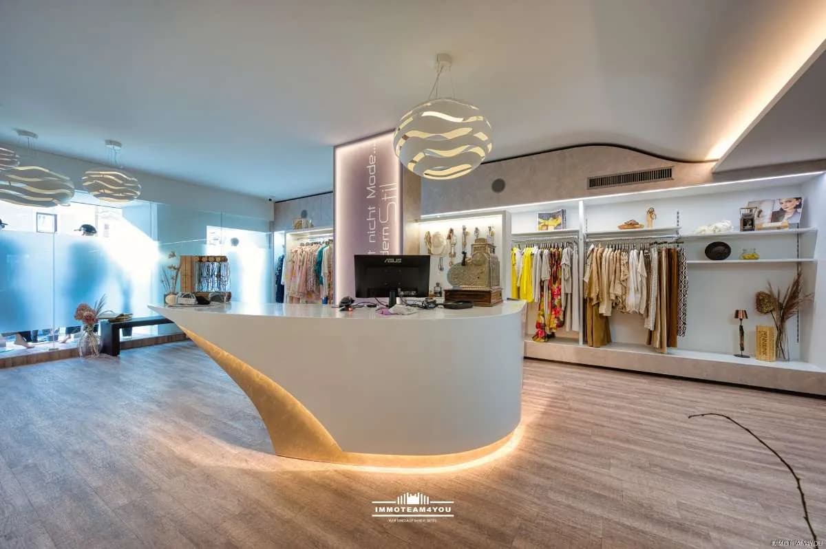 3-Zimmer-Gewerbeimmobilie mieten in Vöcklabruck – 100 m², € 1.595