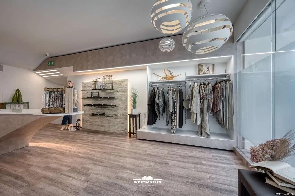 3-Zimmer-Gewerbeimmobilie mieten in Vöcklabruck – 100 m², € 1.595 – Bild 3 von 13