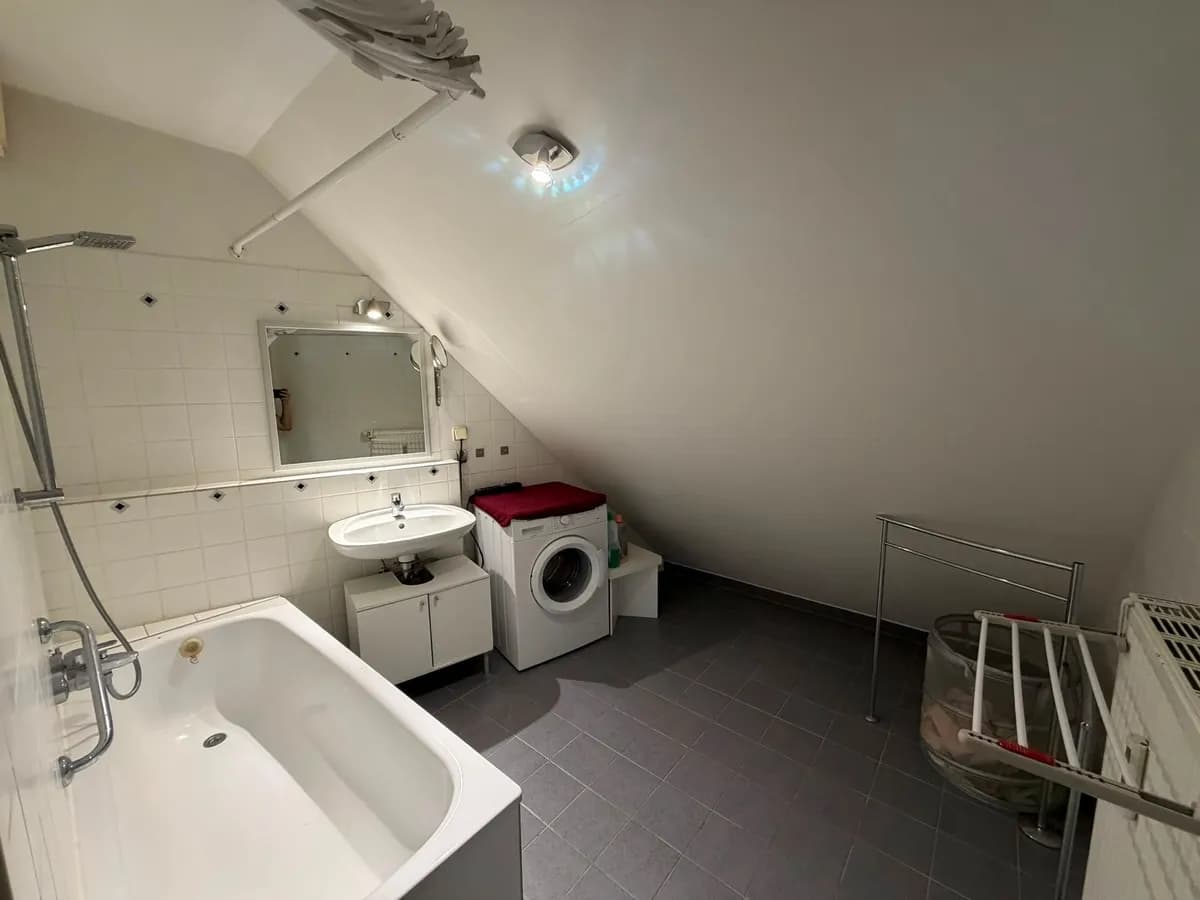 2-Zimmer-Wohnung mieten in Wien – 76 m², € 734 – Bild 4 von 9