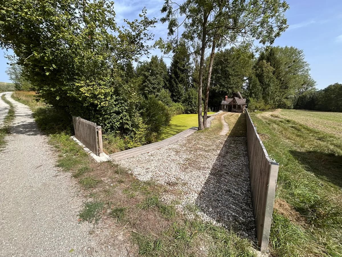 Immobilie mieten in Eferding – 550 m², € 300 – Bild 4 von 12