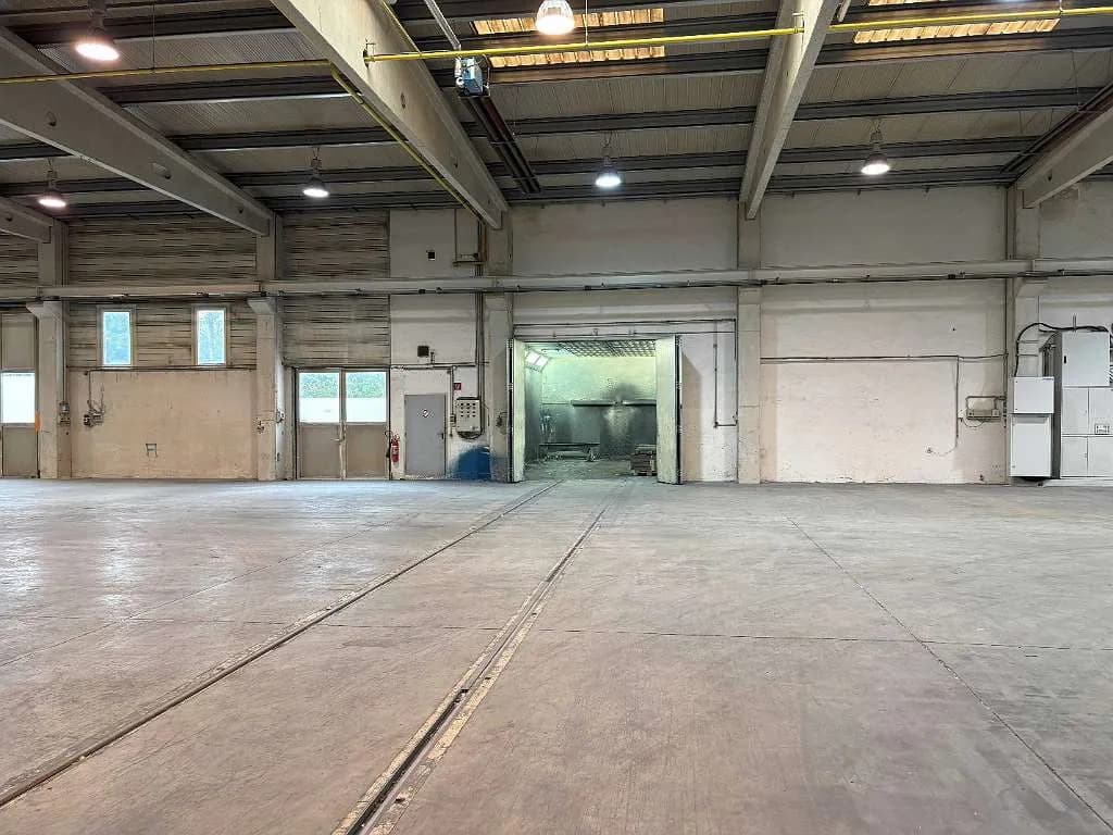 Immobilie mieten in Linz Land – 6 000 m² – Bild 4 von 26