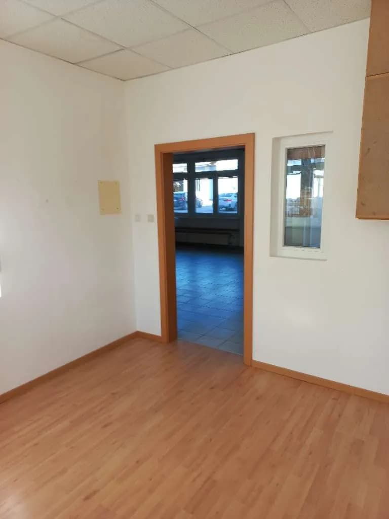 Gewerbeimmobilie mieten in Bruck-Mürzzuschlag – 197 m², € 5 – Bild 6 von 12