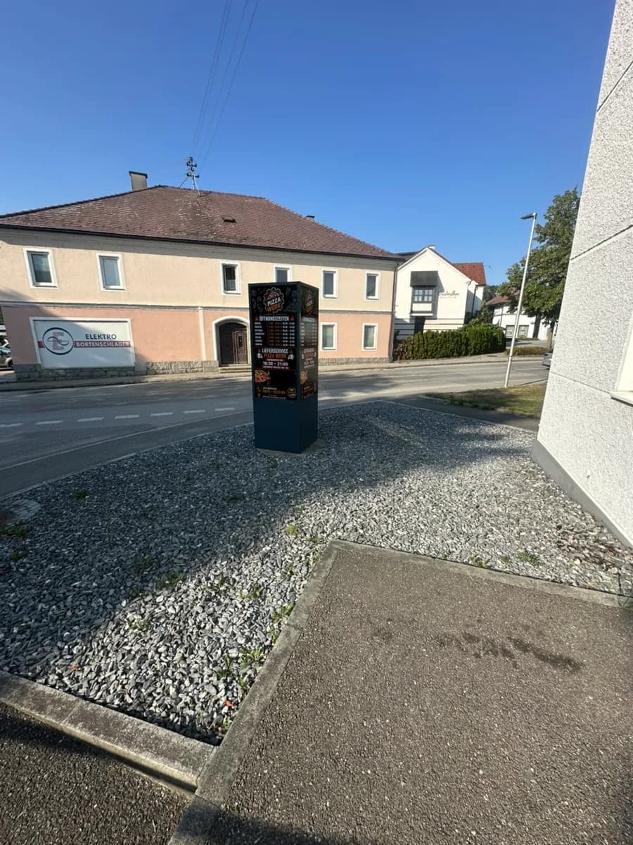 1-Zimmer-Gewerbeimmobilie mieten in Ried im Innkreis – 35 m², € 750 – Bild 2 von 20