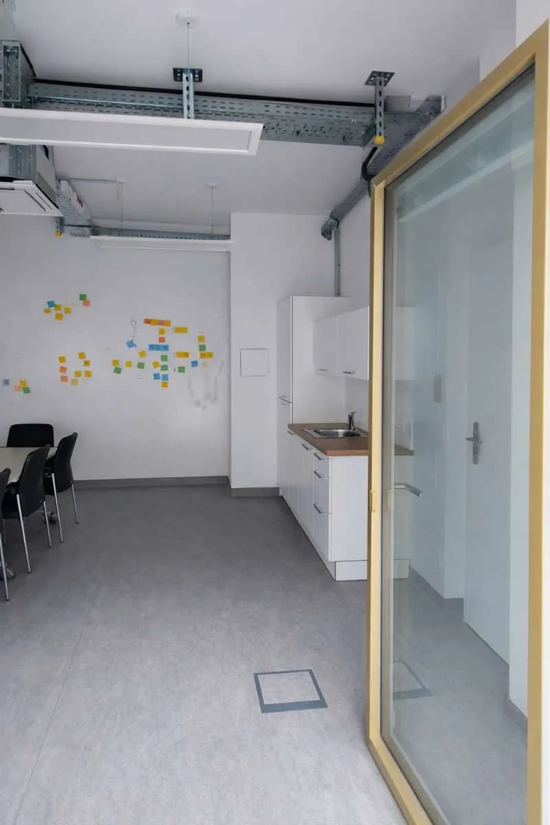 1-Zimmer-Gewerbeimmobilie mieten in Wien – 44 m², € 697 – Bild 7 von 11