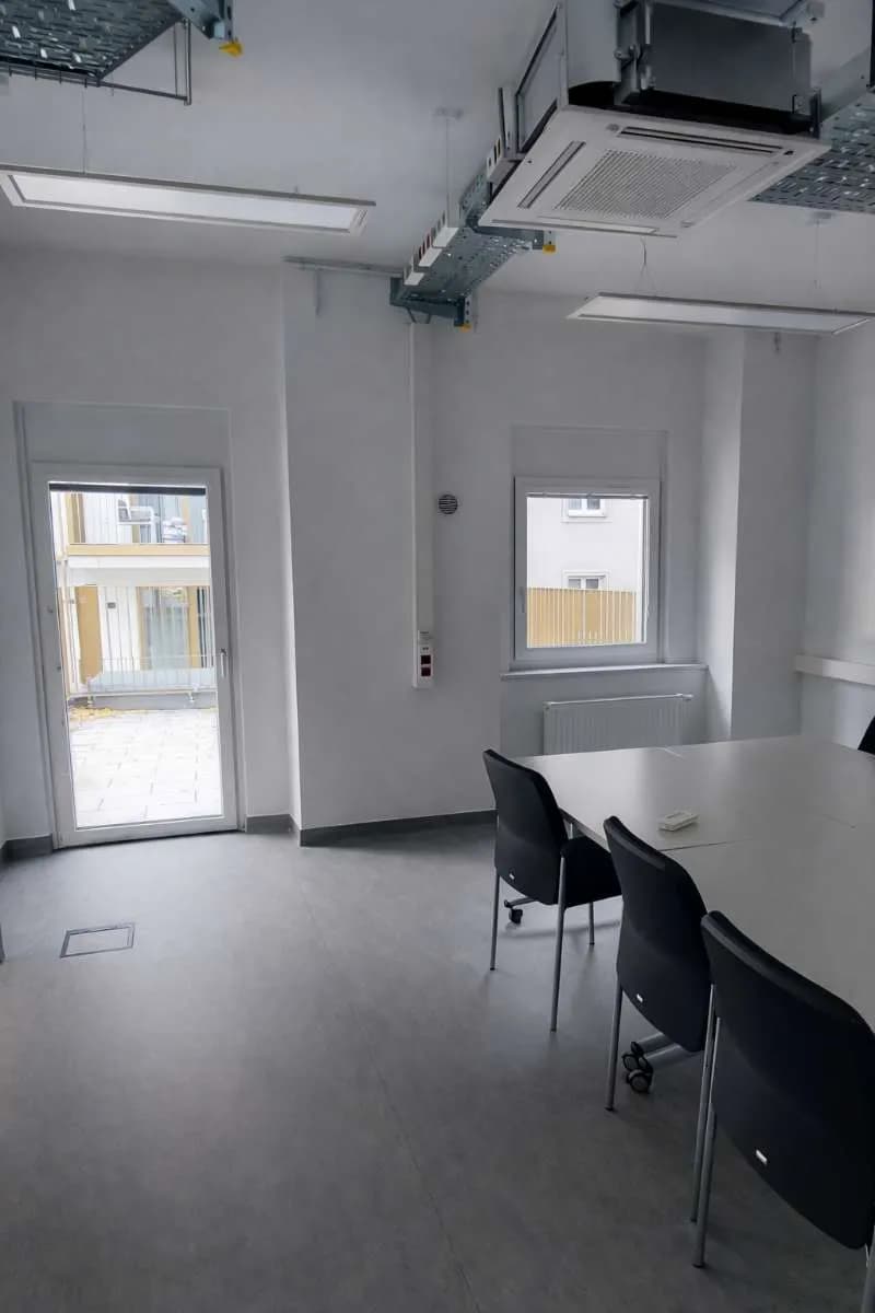 1-Zimmer-Gewerbeimmobilie mieten in Wien – 44 m², € 697 – Bild 9 von 11
