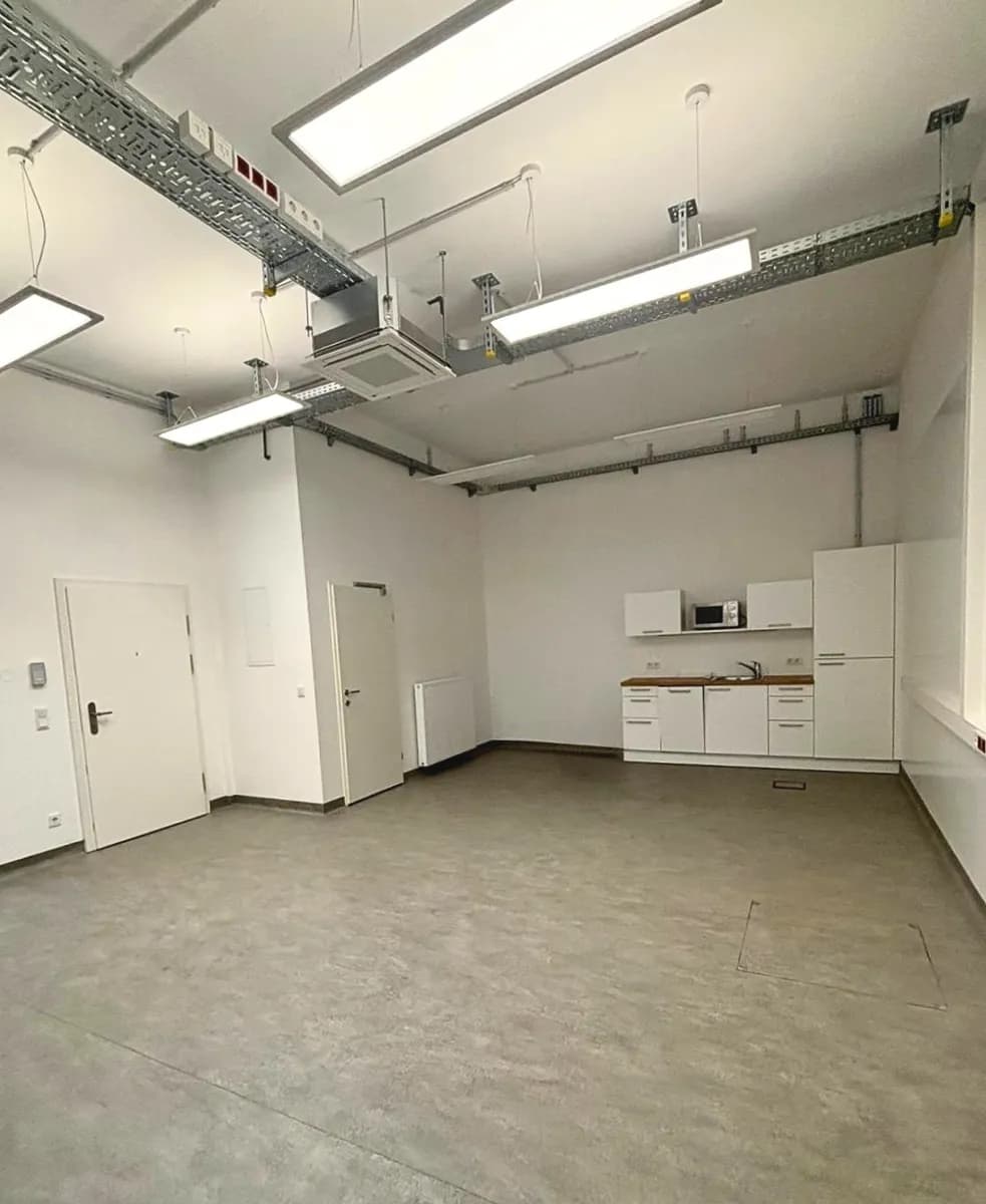1-Zimmer-Gewerbeimmobilie mieten in Wien – 44 m², € 697 – Bild 11 von 11