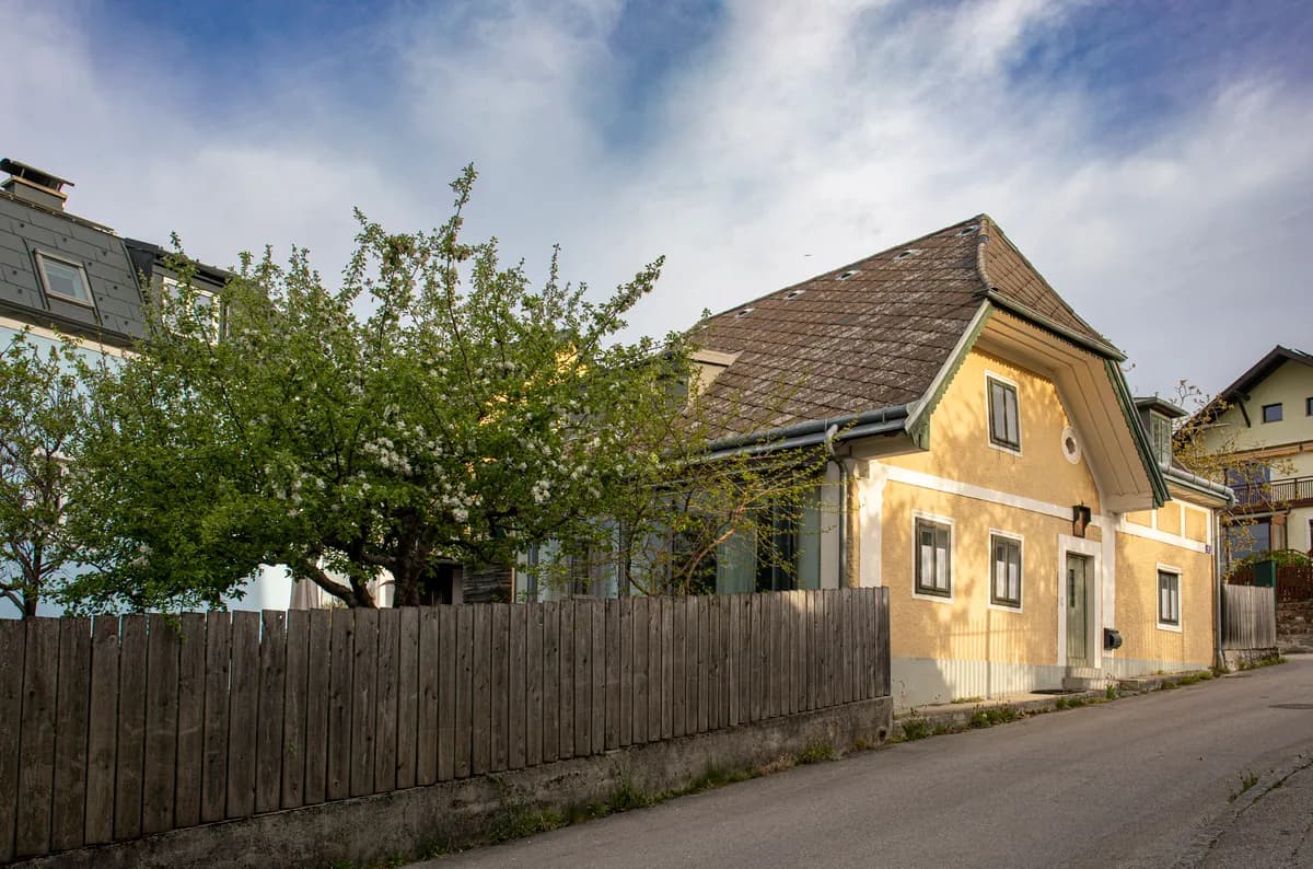 7-Zimmer-Haus kaufen in Gmunden – 130 m², € 800.000
