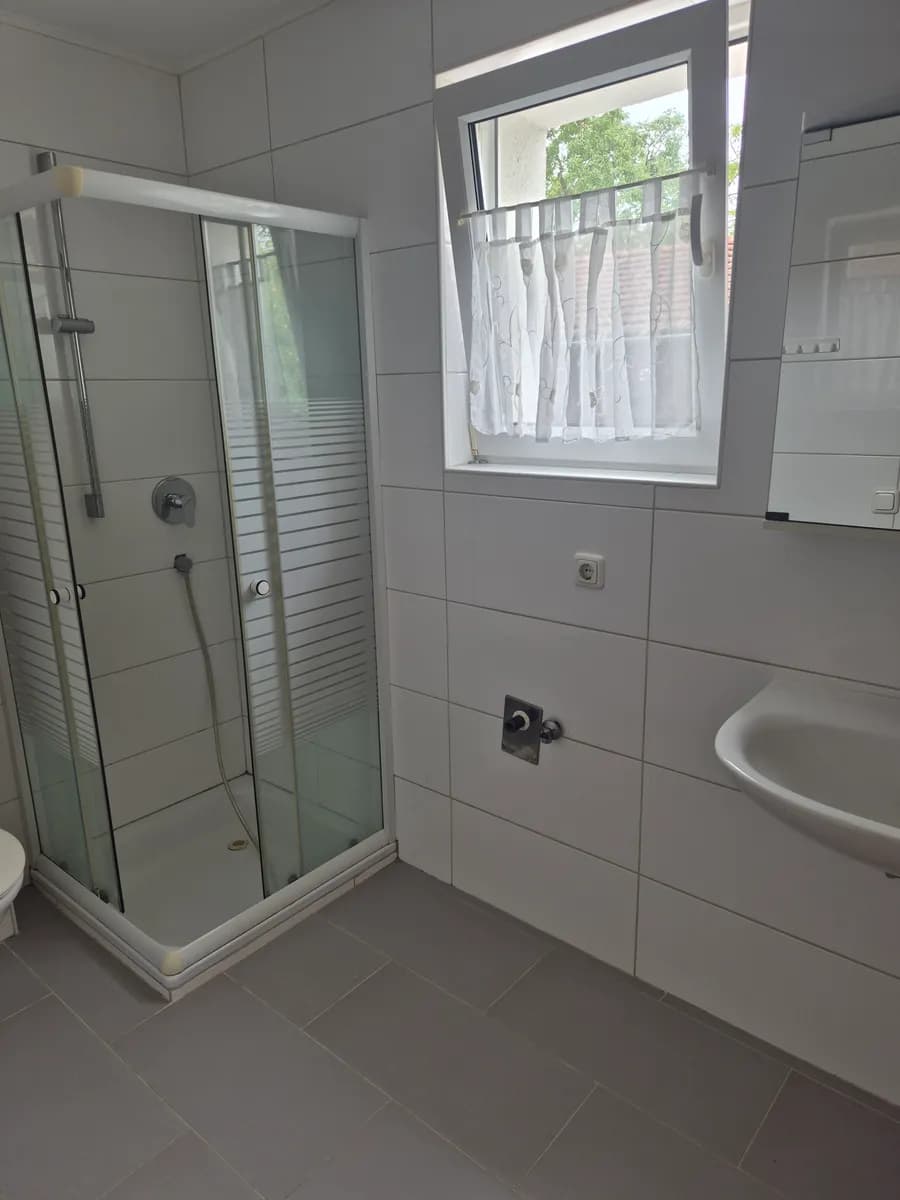 Wohnung mieten in Wels-Land – 20 m², € 400 – Bild 5 von 5