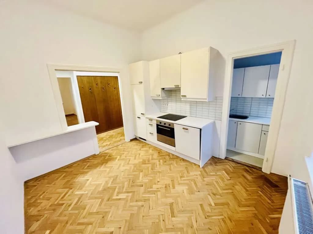 4-Zimmer-Wohnung kaufen in Neunkirchen – 102 m², € 229.000 – Bild 2 von 23