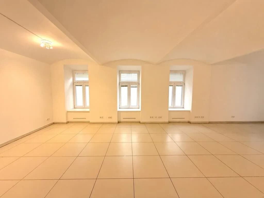 4-Zimmer-Gewerbeimmobilie mieten in Wien – 99,42 m², € 1.215 – Bild 2 von 19