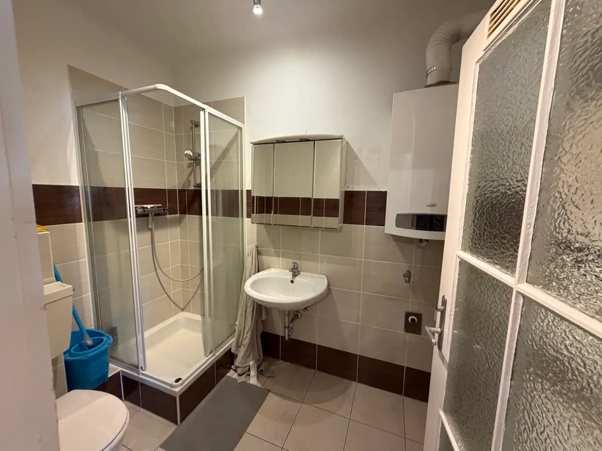 2-Zimmer-Wohnung mieten in Baden – 44 m², € 795 – Bild 6 von 8