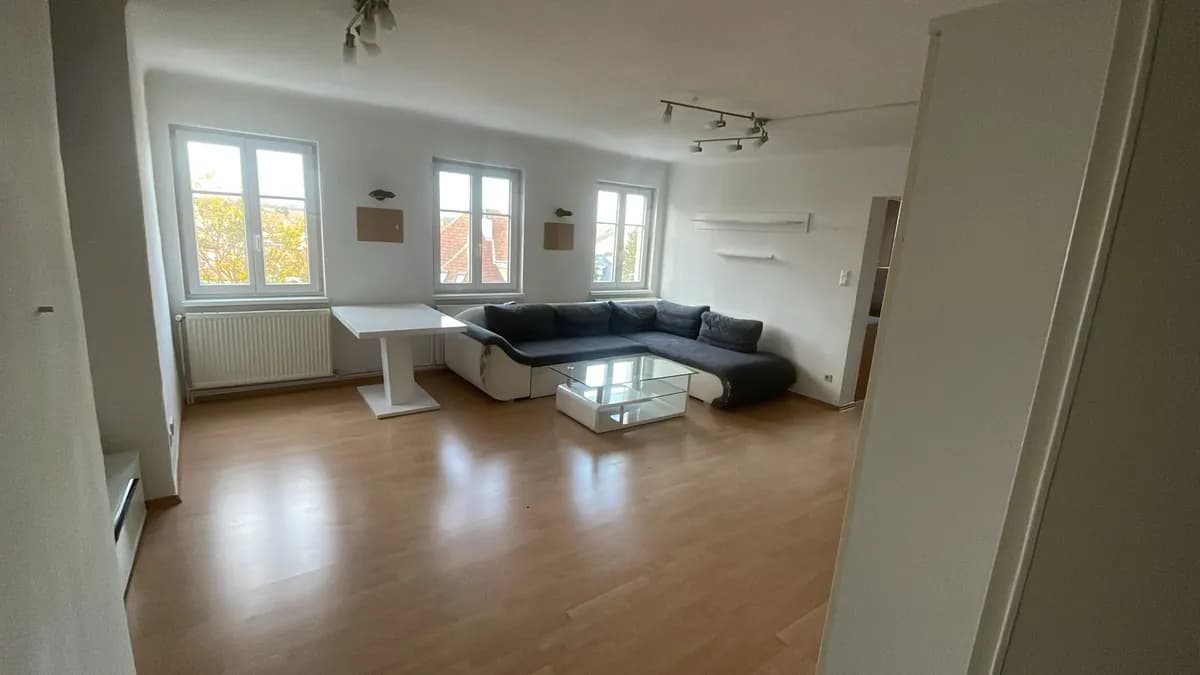 2-Zimmer-Wohnung mieten in Horn – 62 m², € 650 – Bild 2 von 13