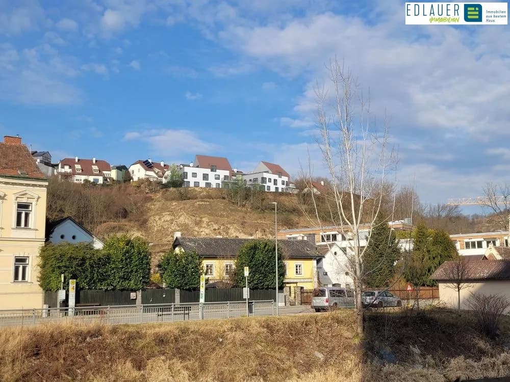 Grundstück kaufen in Krems an der Donau – 2 750 m², € 890.000 – Bild 2 von 4