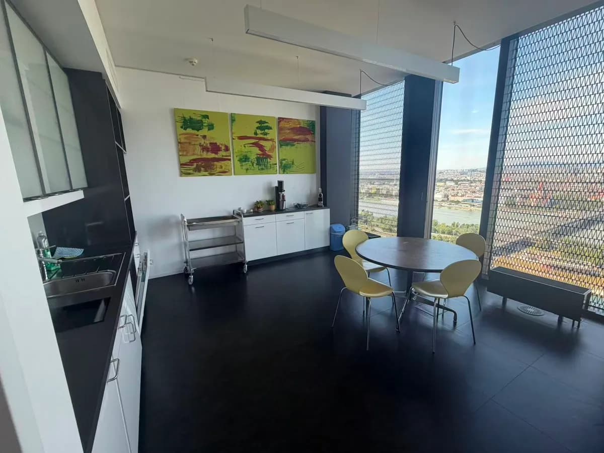 4-Zimmer-Gewerbeimmobilie mieten in Wien – 69 m², € 4.000 – Bild 6 von 9