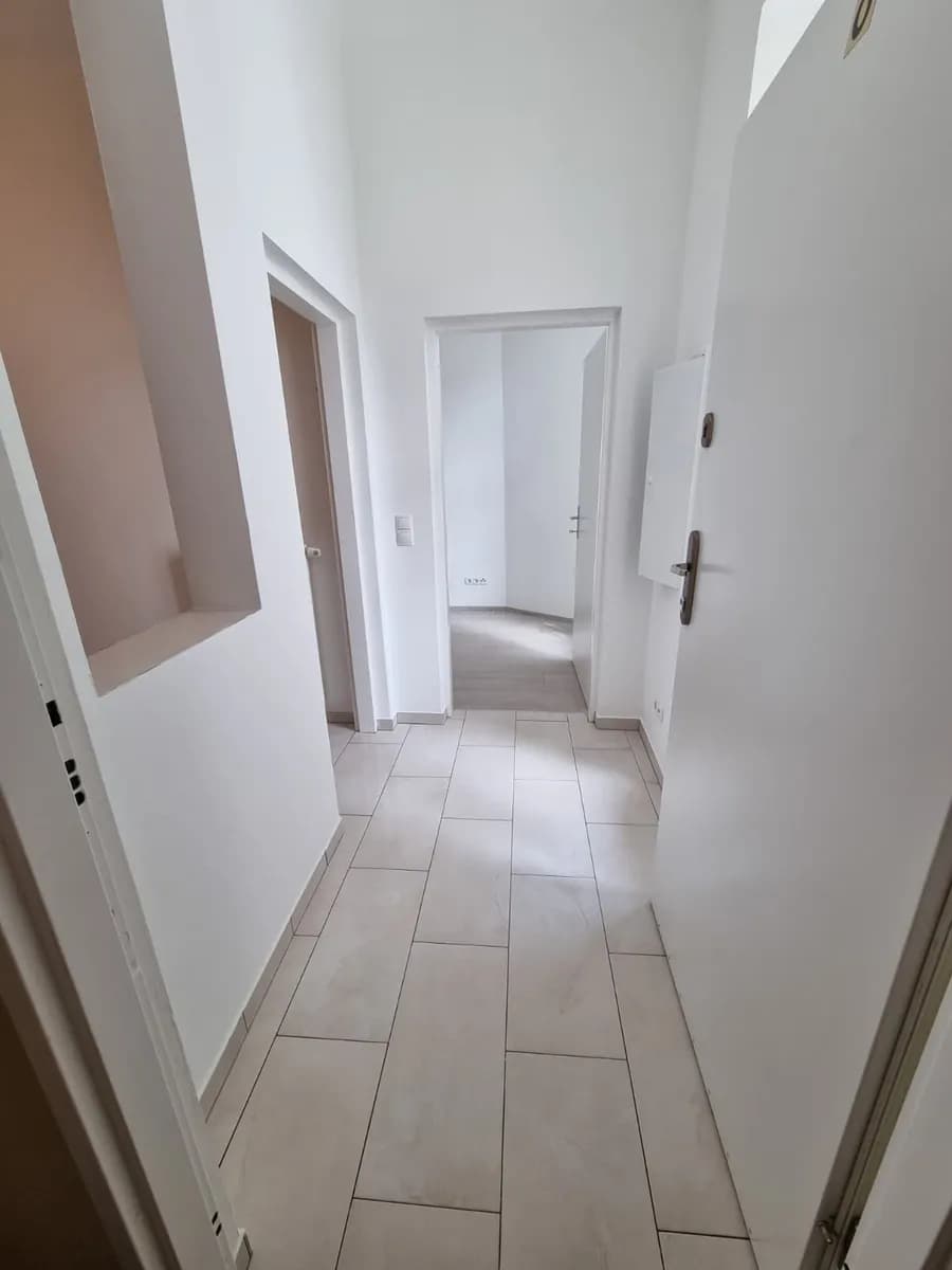 3-Zimmer-Wohnung mieten in Wien – 60 m², € 949 – Bild 1 von 9
