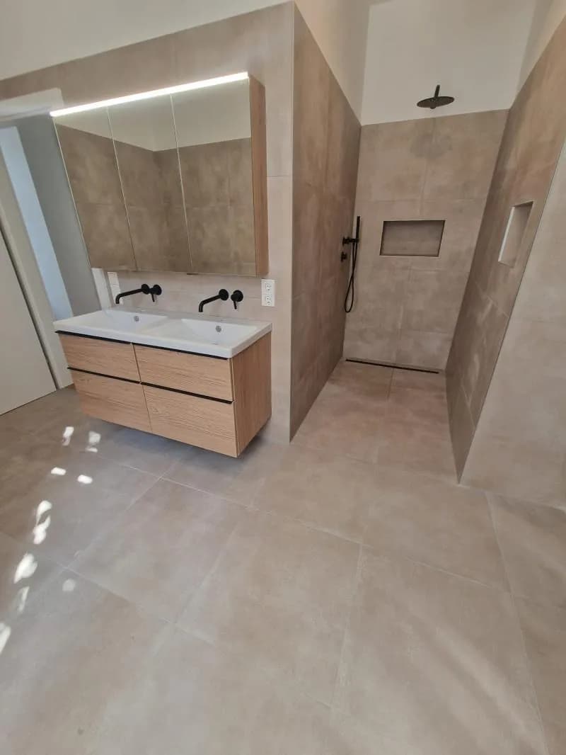 2-Zimmer-Wohnung mieten in Baden – 77,94 m², € 986 – Bild 7 von 11