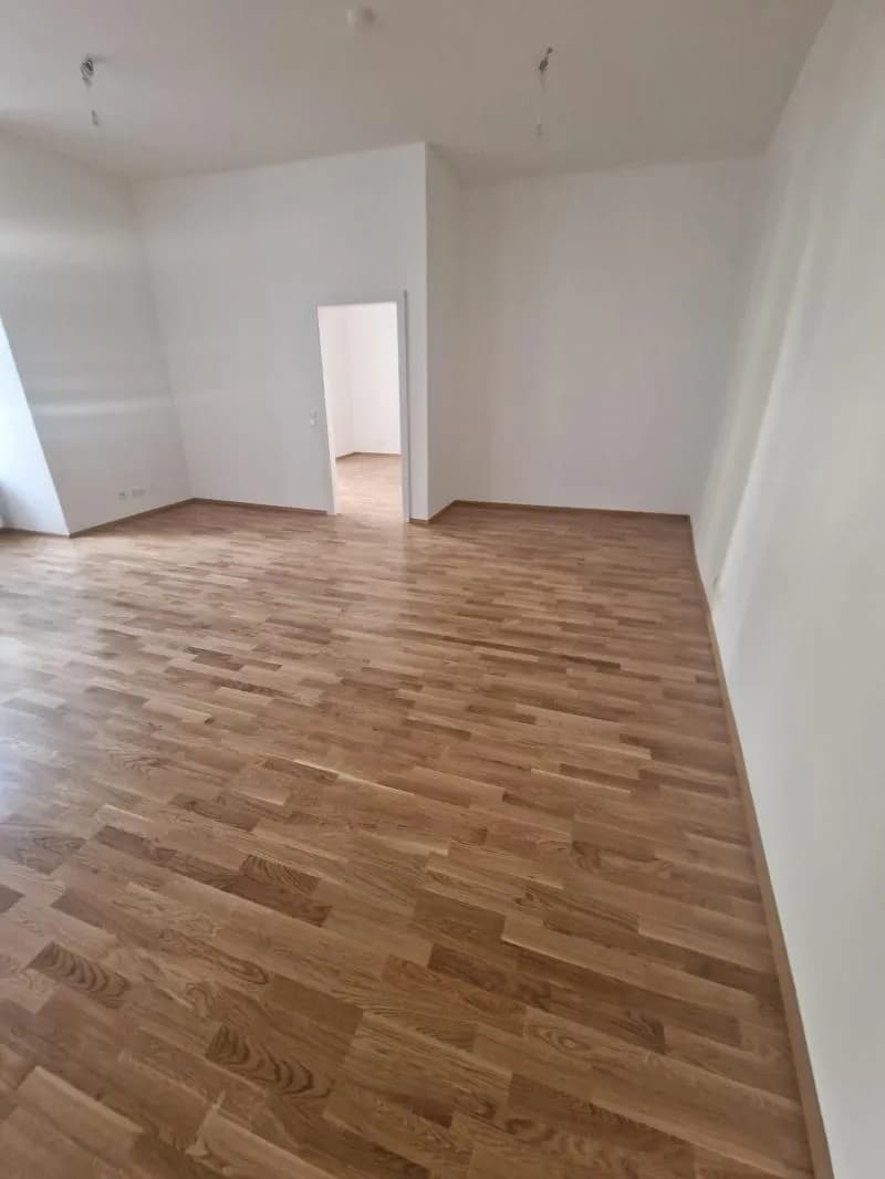 2-Zimmer-Wohnung mieten in Baden – 77,94 m², € 986 – Bild 9 von 11