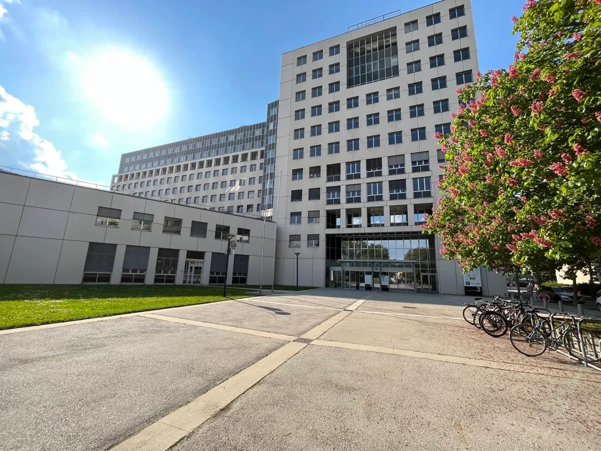 Gewerbeimmobilie mieten in Wien – 596 m², € 23.722 – Bild 3 von 12