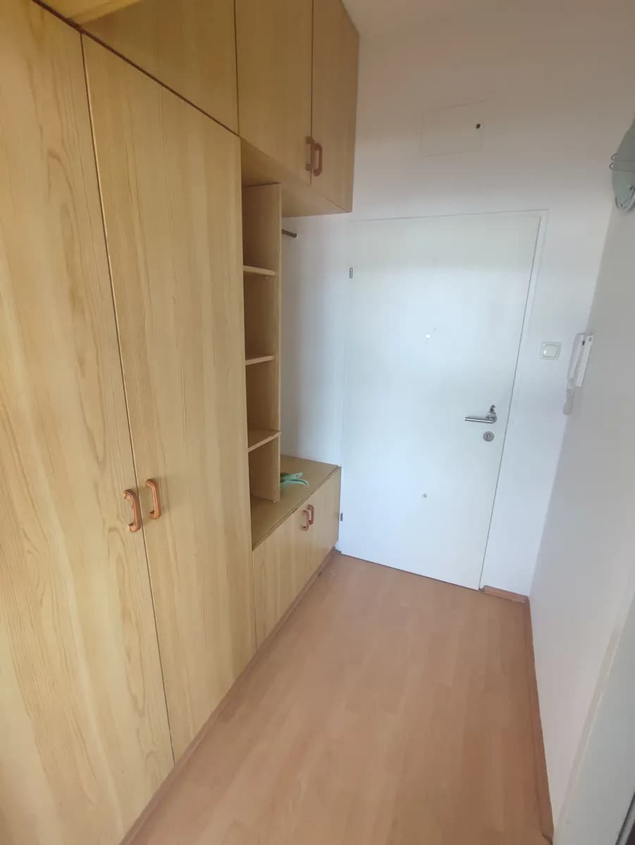 2-Zimmer-Wohnung mieten in Linz – 41 m², € 635 – Bild 10 von 11