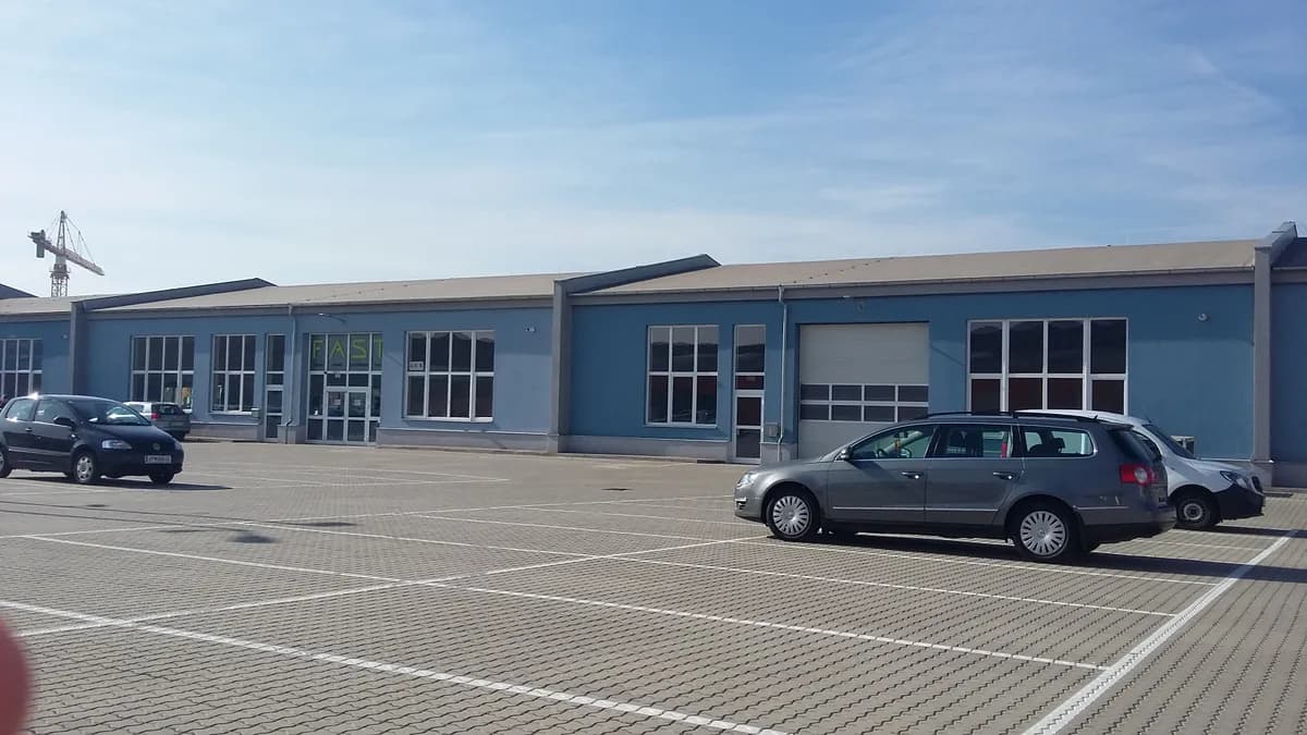 Gewerbeimmobilie mieten in Wiener Neustadt – 290 m² – Bild 9 von 29