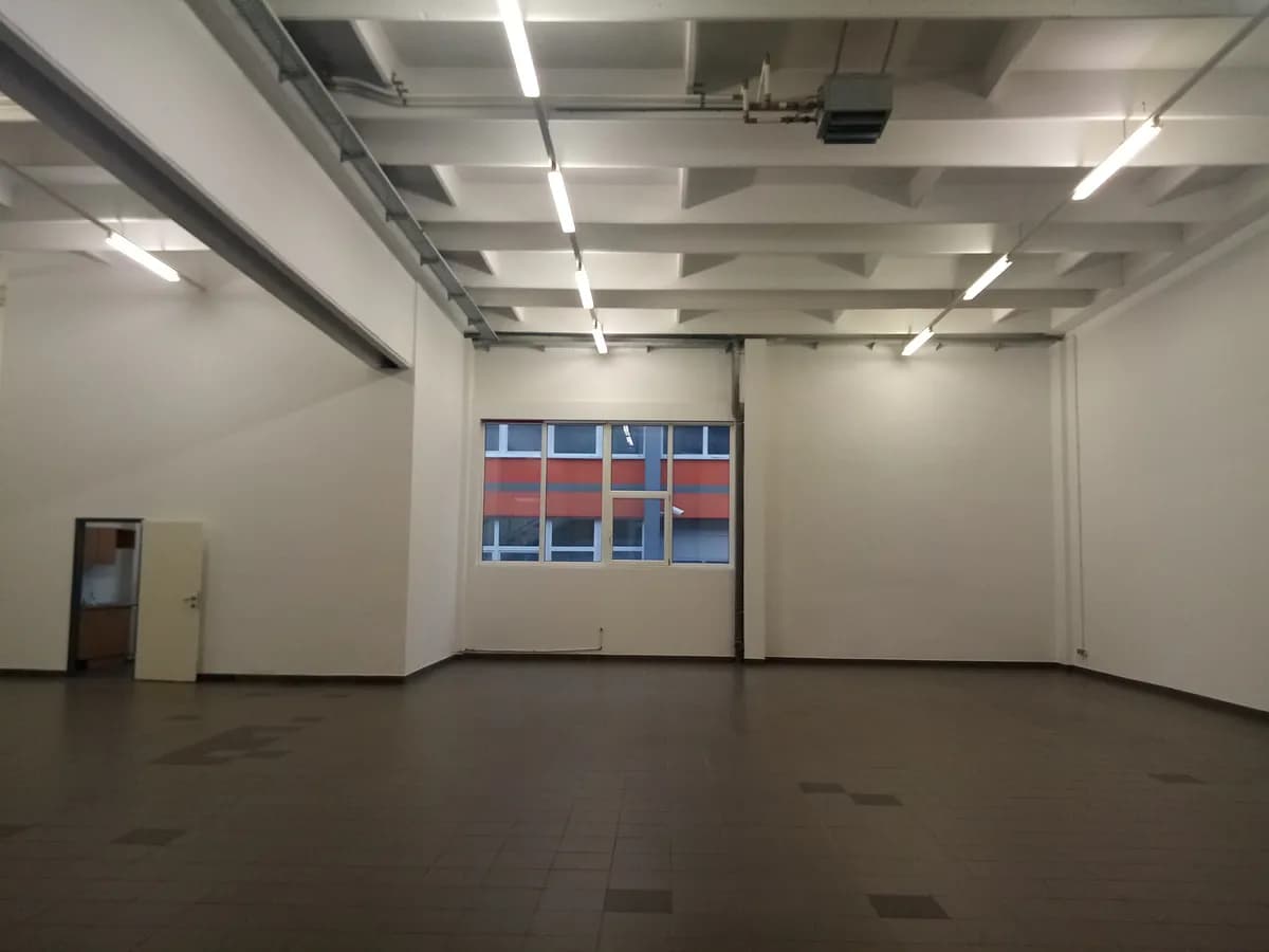 Gewerbeimmobilie mieten in Wiener Neustadt – 290 m² – Bild 24 von 29