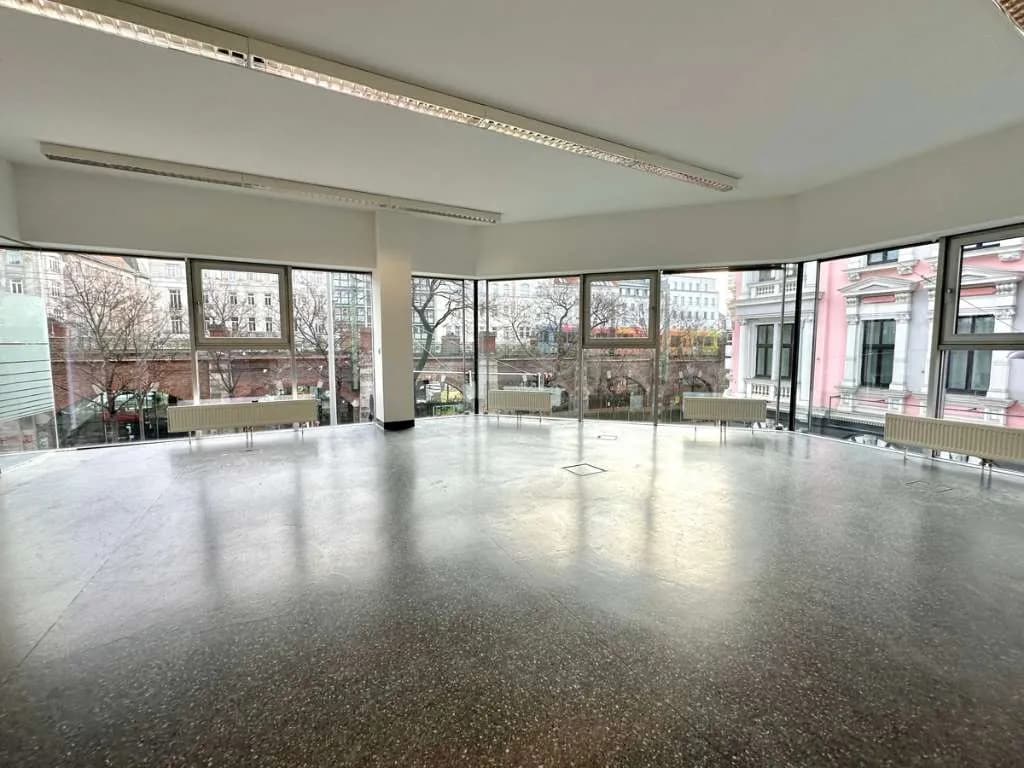 Gewerbeimmobilie mieten in Wien – 342 m², € 15 – Bild 4 von 11