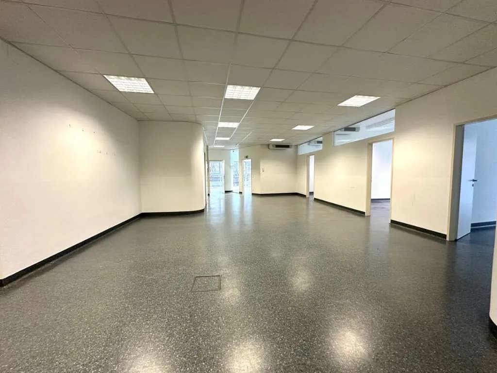Gewerbeimmobilie mieten in Wien – 342 m², € 15 – Bild 7 von 11