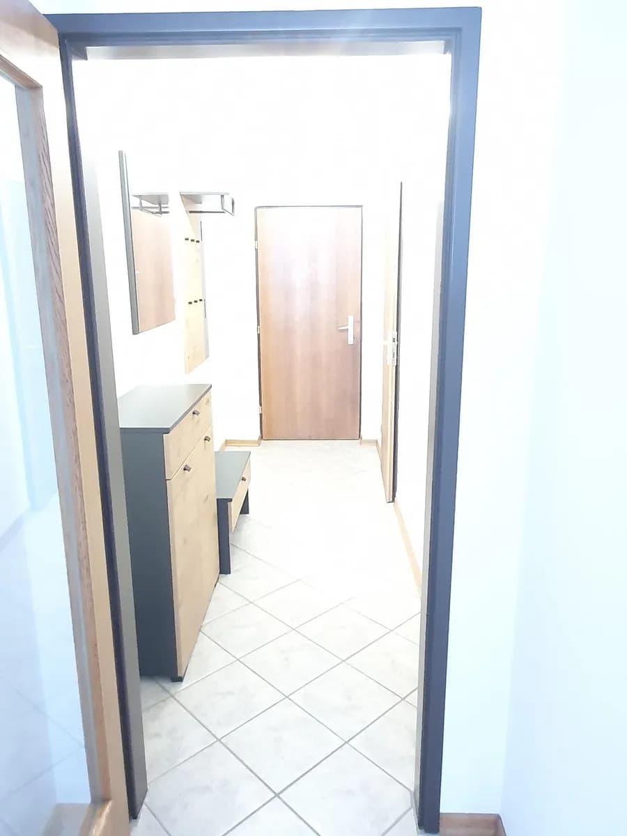 3-Zimmer-Wohnung mieten in Reutte – 97 m², € 1.250 – Bild 1 von 13