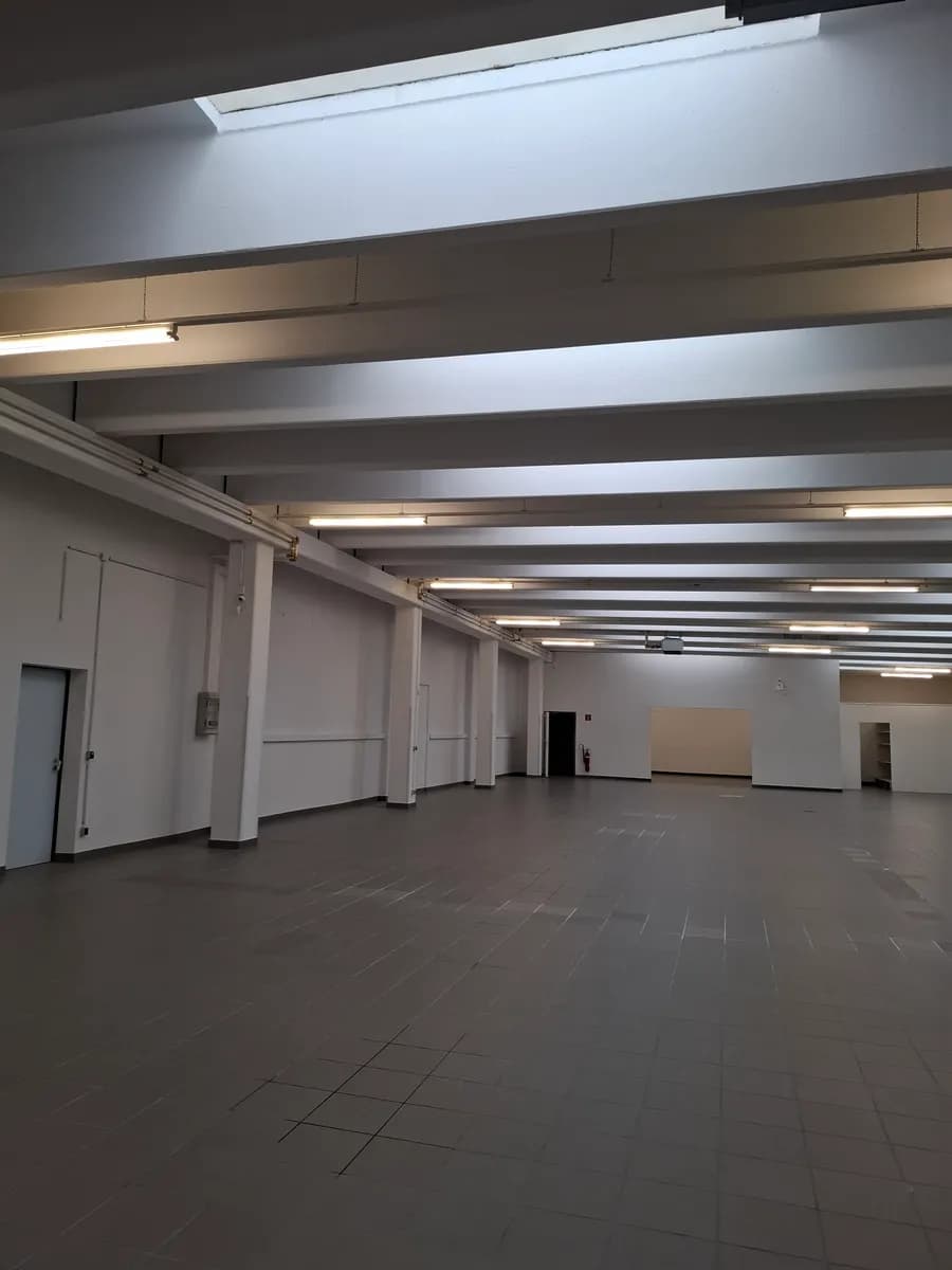 Gewerbeimmobilie mieten in Wiener Neustadt – 180 m² – Bild 11 von 24