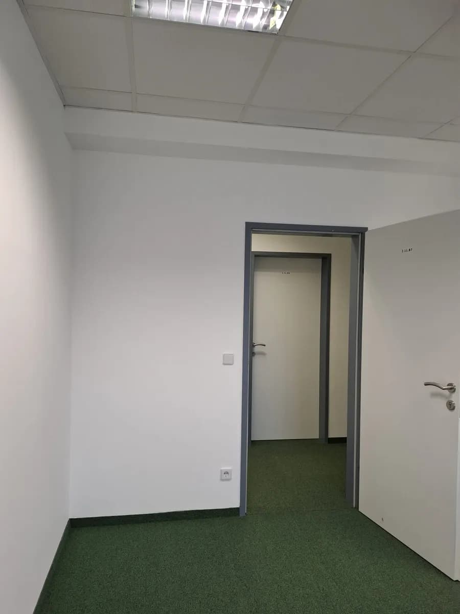 Gewerbeimmobilie mieten in Wiener Neustadt – 180 m² – Bild 18 von 24