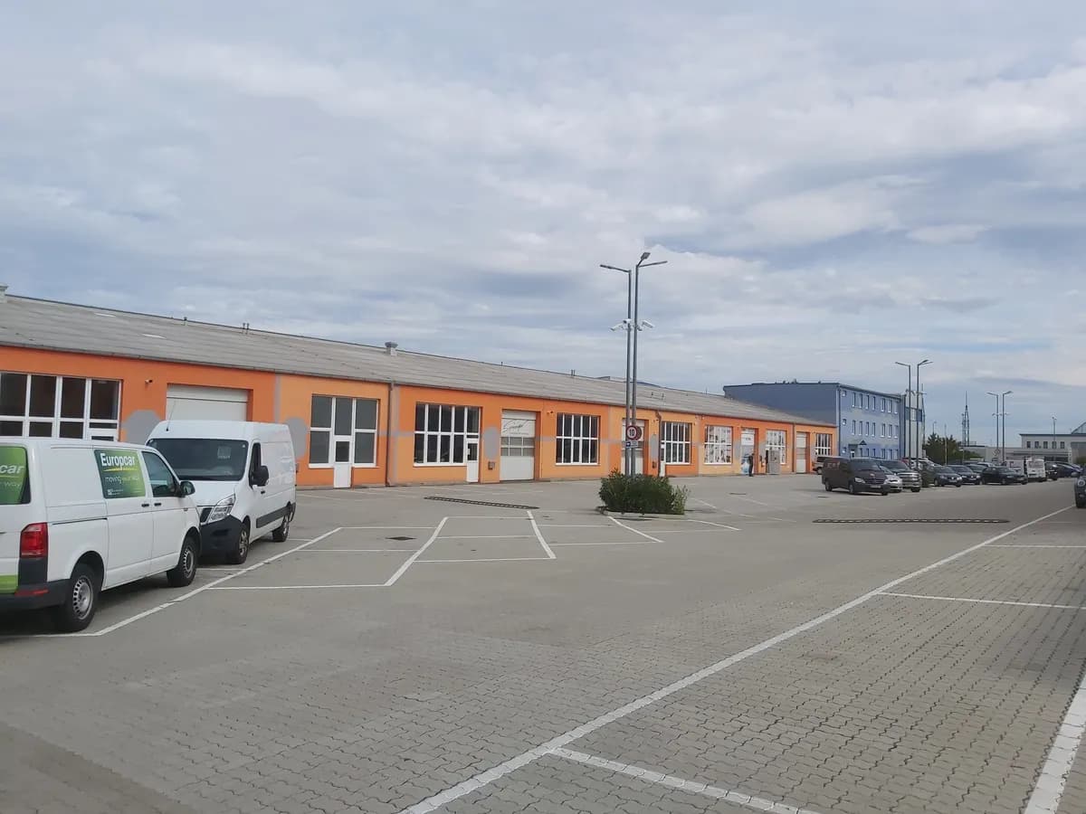 Gewerbeimmobilie mieten in Wiener Neustadt – 180 m² – Bild 23 von 24