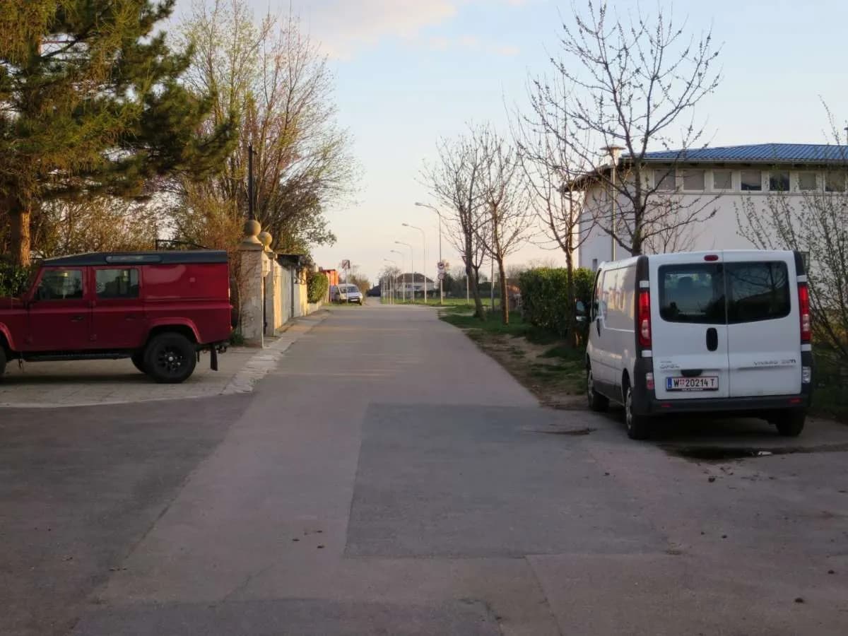 1-Zimmer-Gewerbeimmobilie mieten in Korneuburg – 30 m², € 650 – Bild 4 von 22