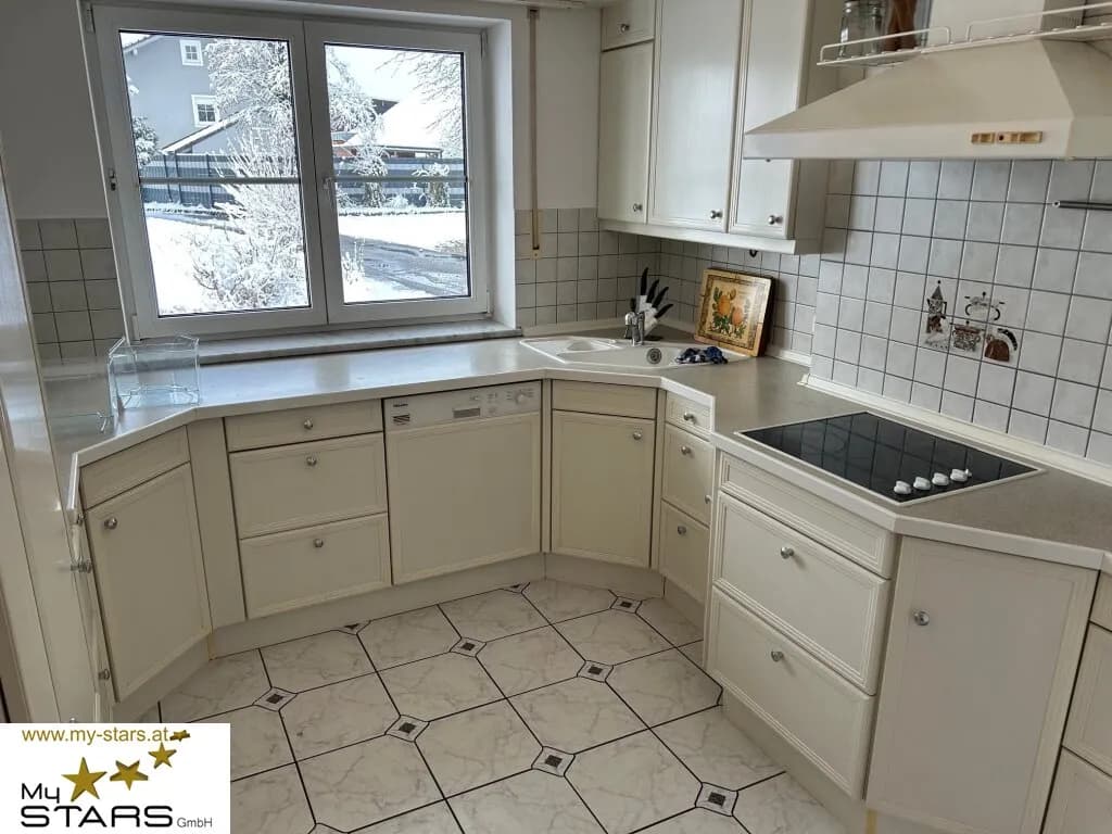 10-Zimmer-Haus kaufen in Braunau am Inn – 225 m², € 995.000 – Bild 2 von 20