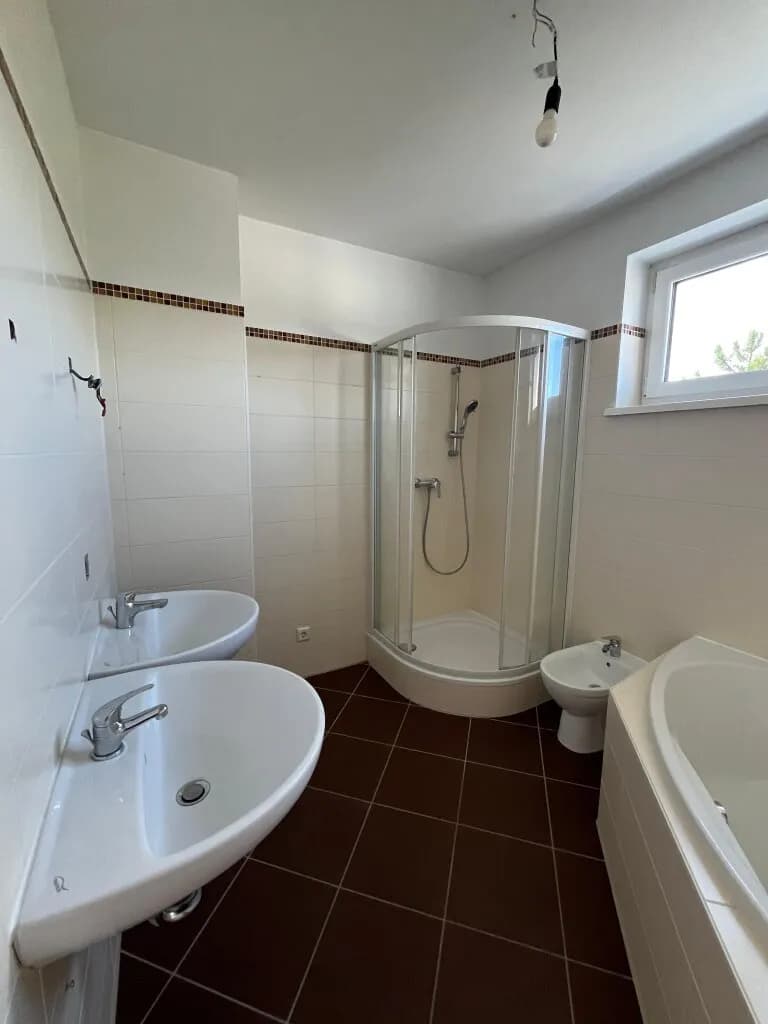 3-Zimmer-Wohnung mieten in Baden – 77,32 m², € 940 – Bild 14 von 25
