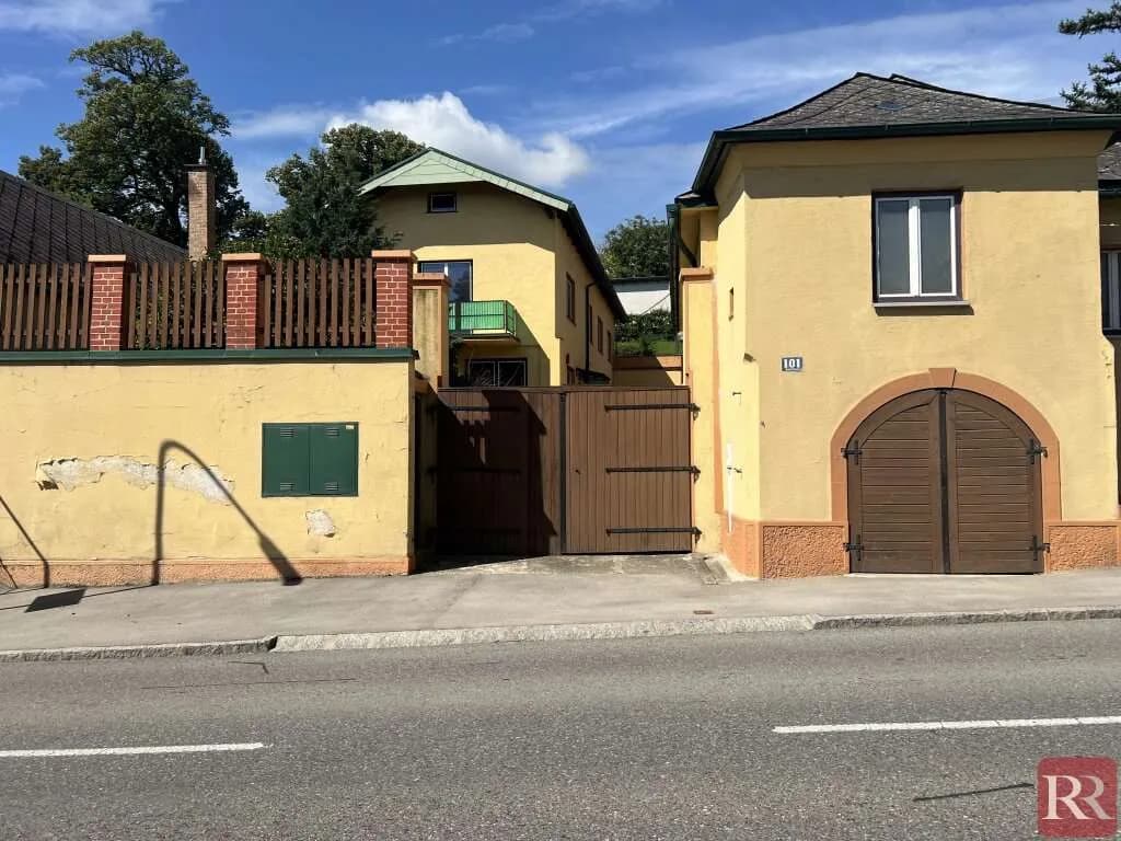 7-Zimmer-Haus kaufen in Tulln – 280 m², € 590.000 – Bild 2 von 26