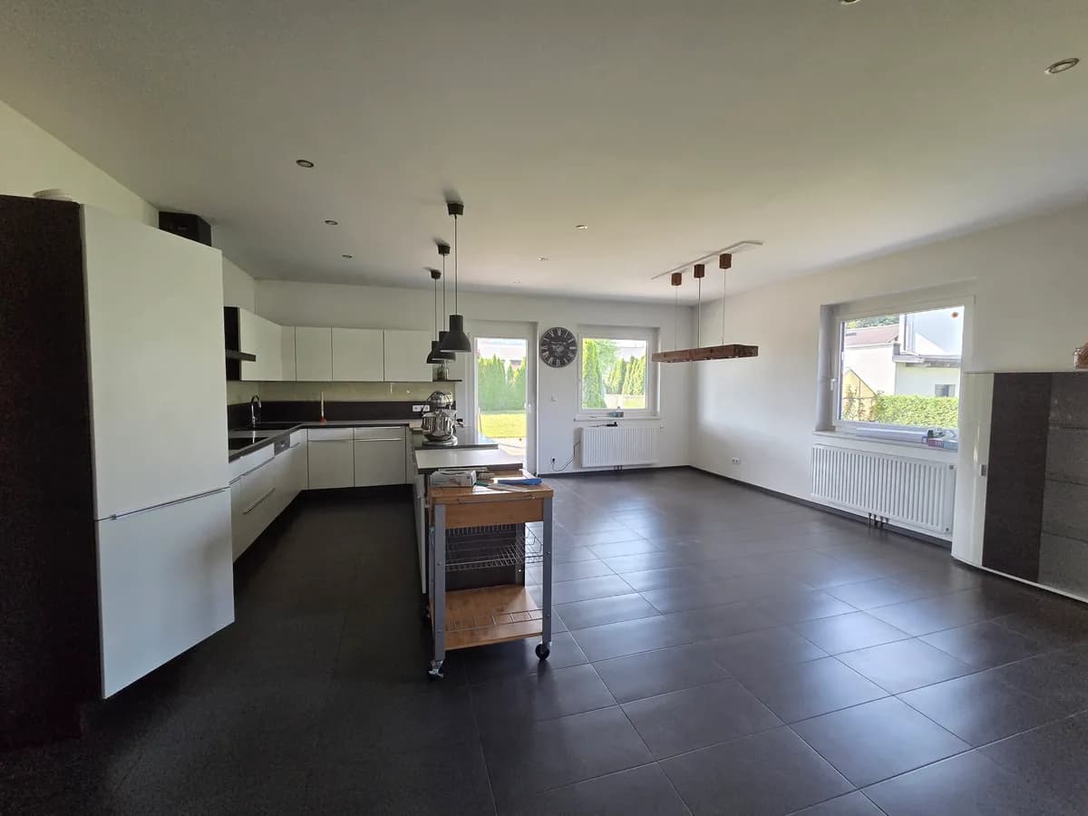 Gewerbeimmobilie kaufen in Feldkirchen – 366 m², € 875.000 – Bild 3 von 17